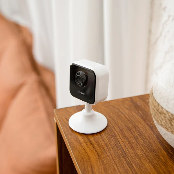CAM IP INT 1080P WIFI 2.4GHZ. LENTE FIJO 2.8MM